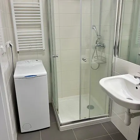דירה With Free Gym & Wifi, Easy Center Access , Self Check In *