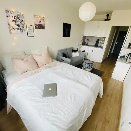 Apartman Cozy 5 Easy Access To Citycenter Prága